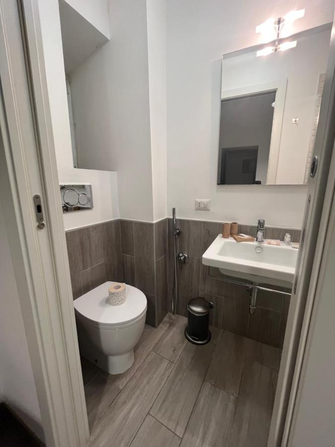 רומא Etruska Porta Pia Guesthouse מראה חיצוני תמונה