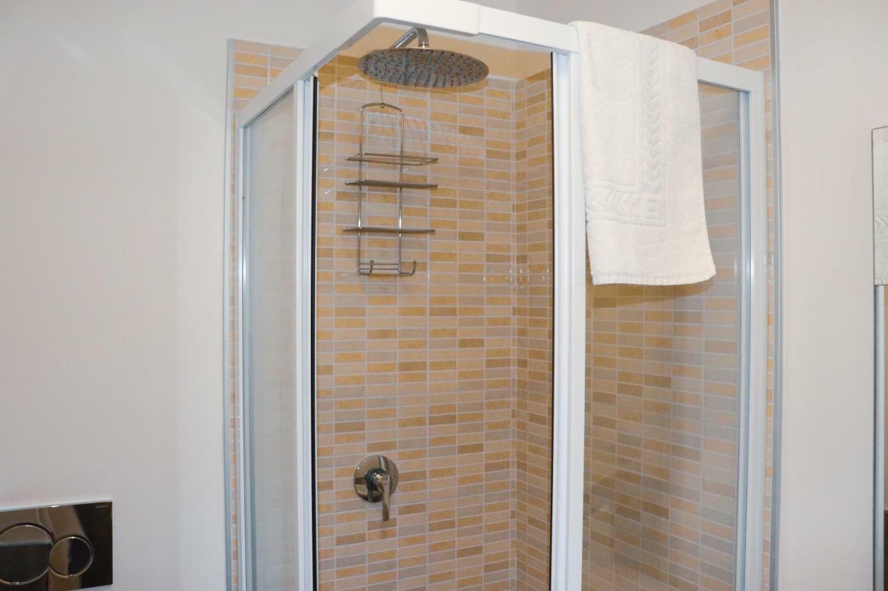 רומא Etruska Porta Pia Guesthouse מראה חיצוני תמונה
