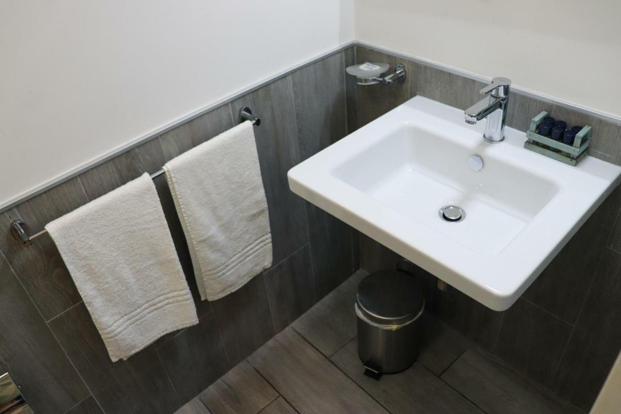 רומא Etruska Porta Pia Guesthouse מראה חיצוני תמונה
