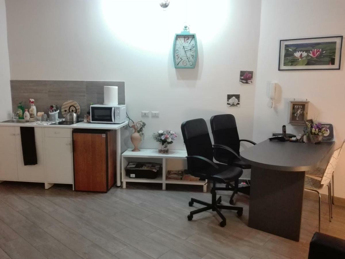 רומא Etruska Porta Pia Guesthouse מראה חיצוני תמונה